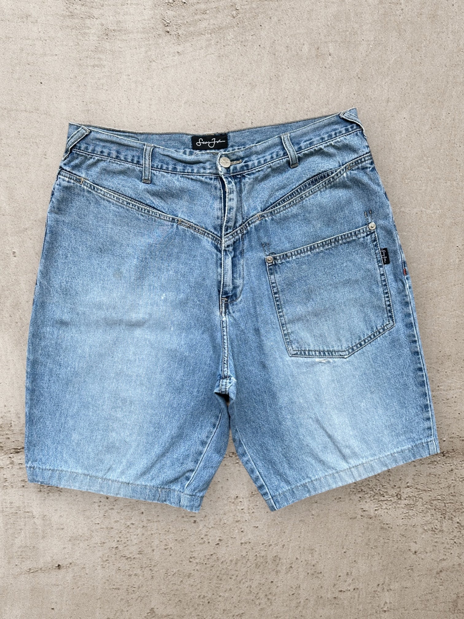 00s Sean John Baggy Denim Shorts - 35 – The Juncture