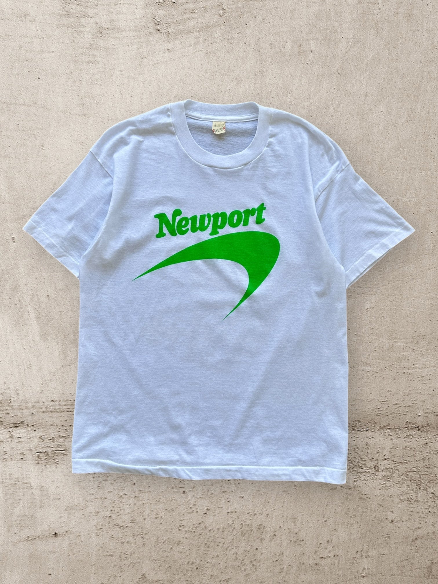 newport cigarettes shirt 90s Newport Cigarettes Graphic T-Shirt newport cigarettes shirt 90s Newport Cigarettes Graphic T-Shirt
