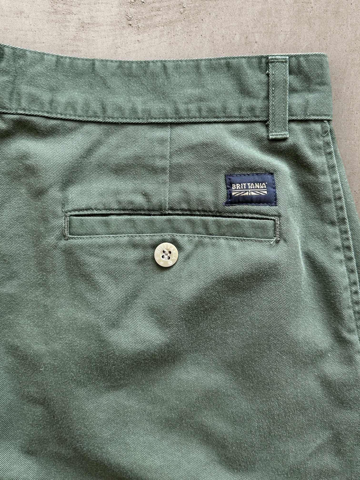 90s Brittania Pleated Shorts - 34”