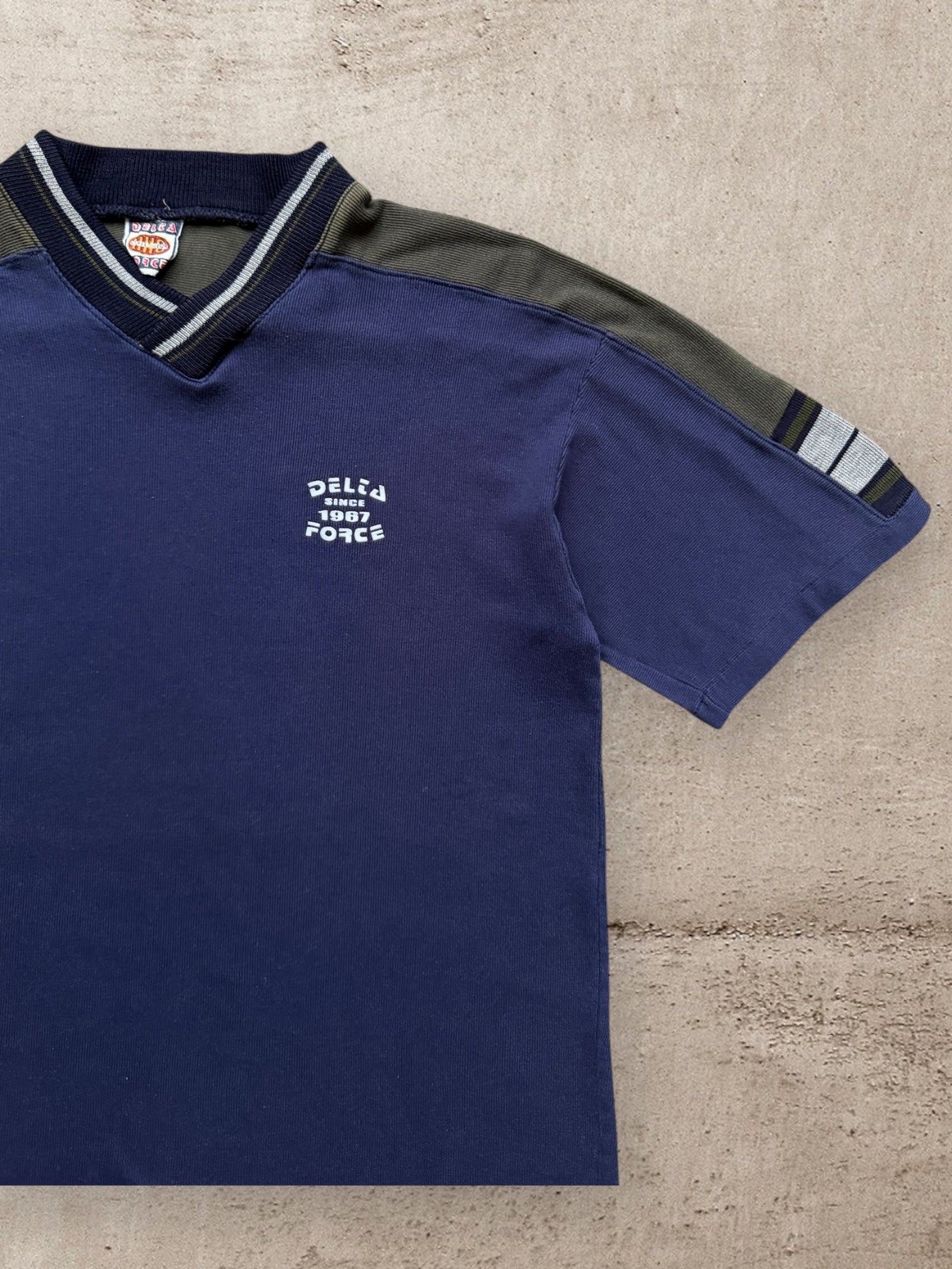 90s Delta Force Colorblock T-Shirt - Large