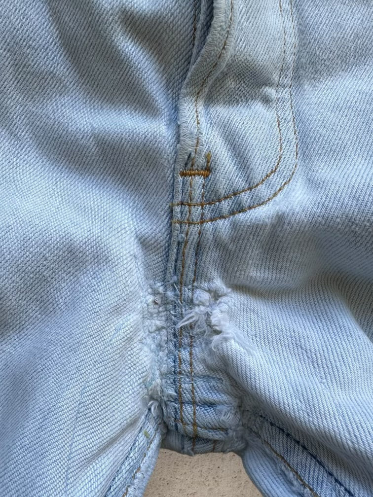 90s Levi’s 501 Repaired Denim Jeans - 34