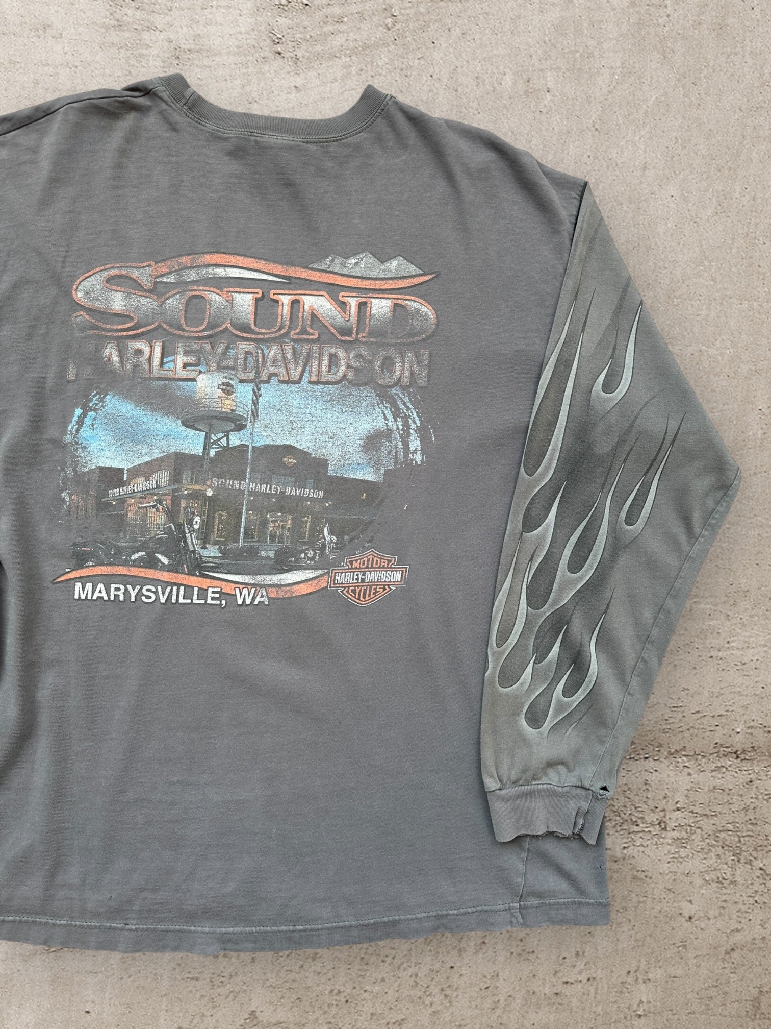 00s Harley Davidson Flame L/S Distressed Graphic T-Shirt - XL