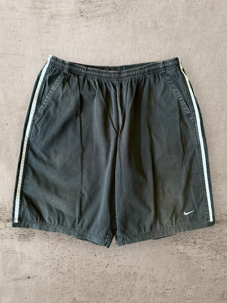 00s Nike Striped Cotton Shorts - 34”