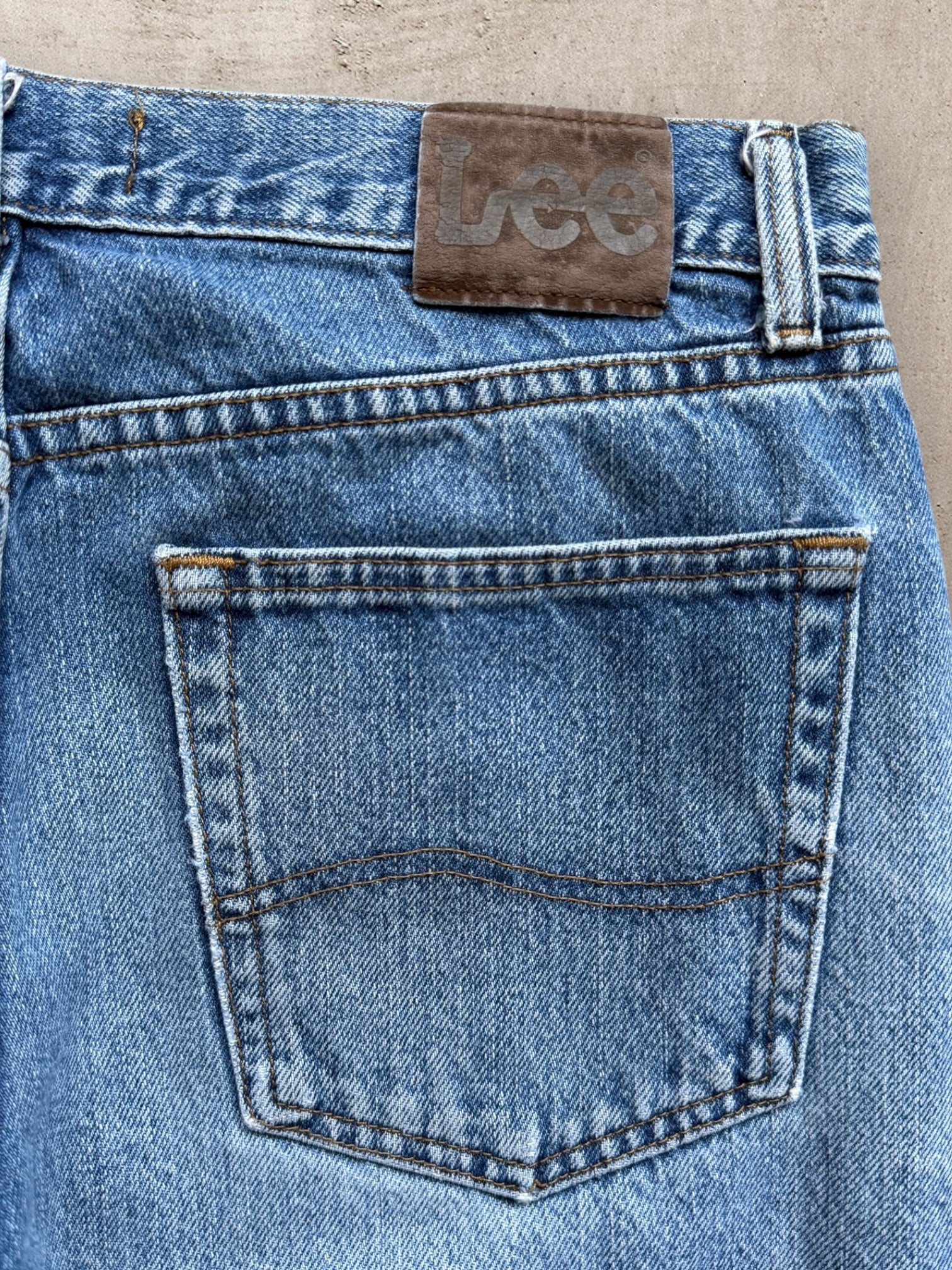 00s Lee Distressed Denim Jeans - 32