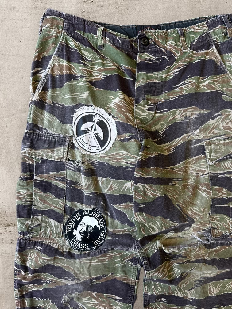 00s Tiger Camouflage Patch Cargo Pants - 35x30