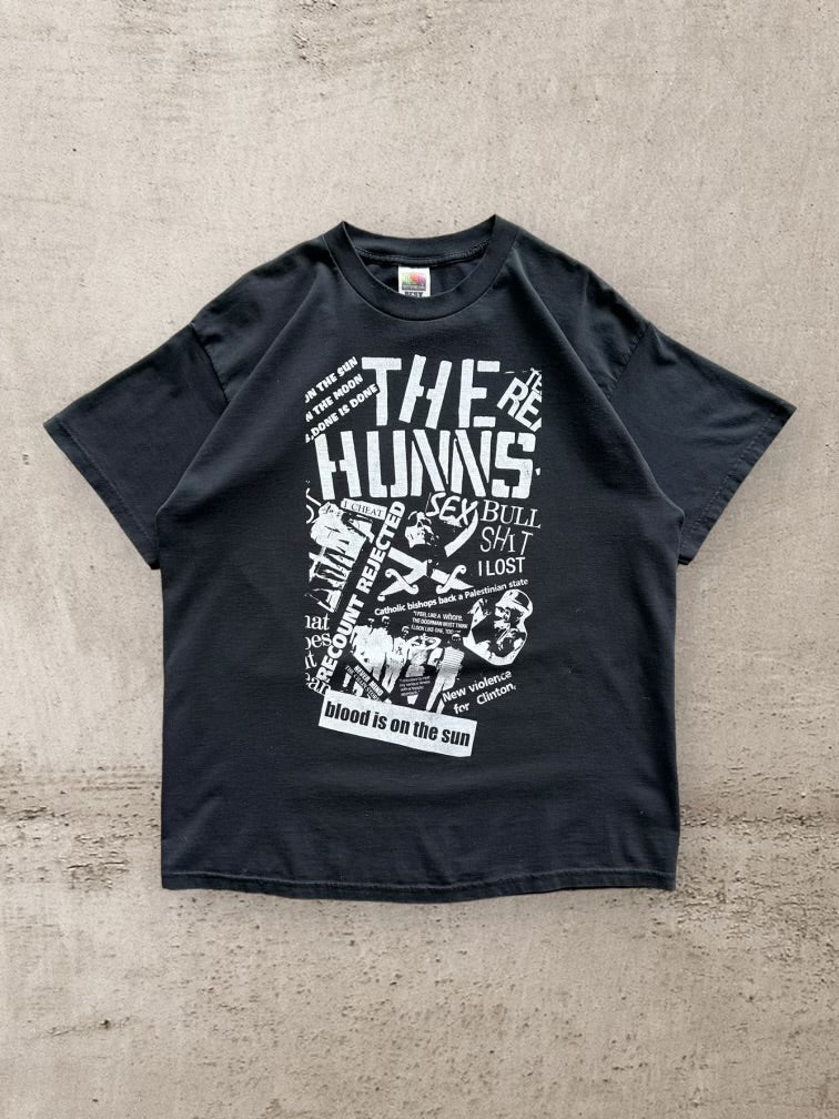 00s The Hunns Graphic T-Shirt - XL