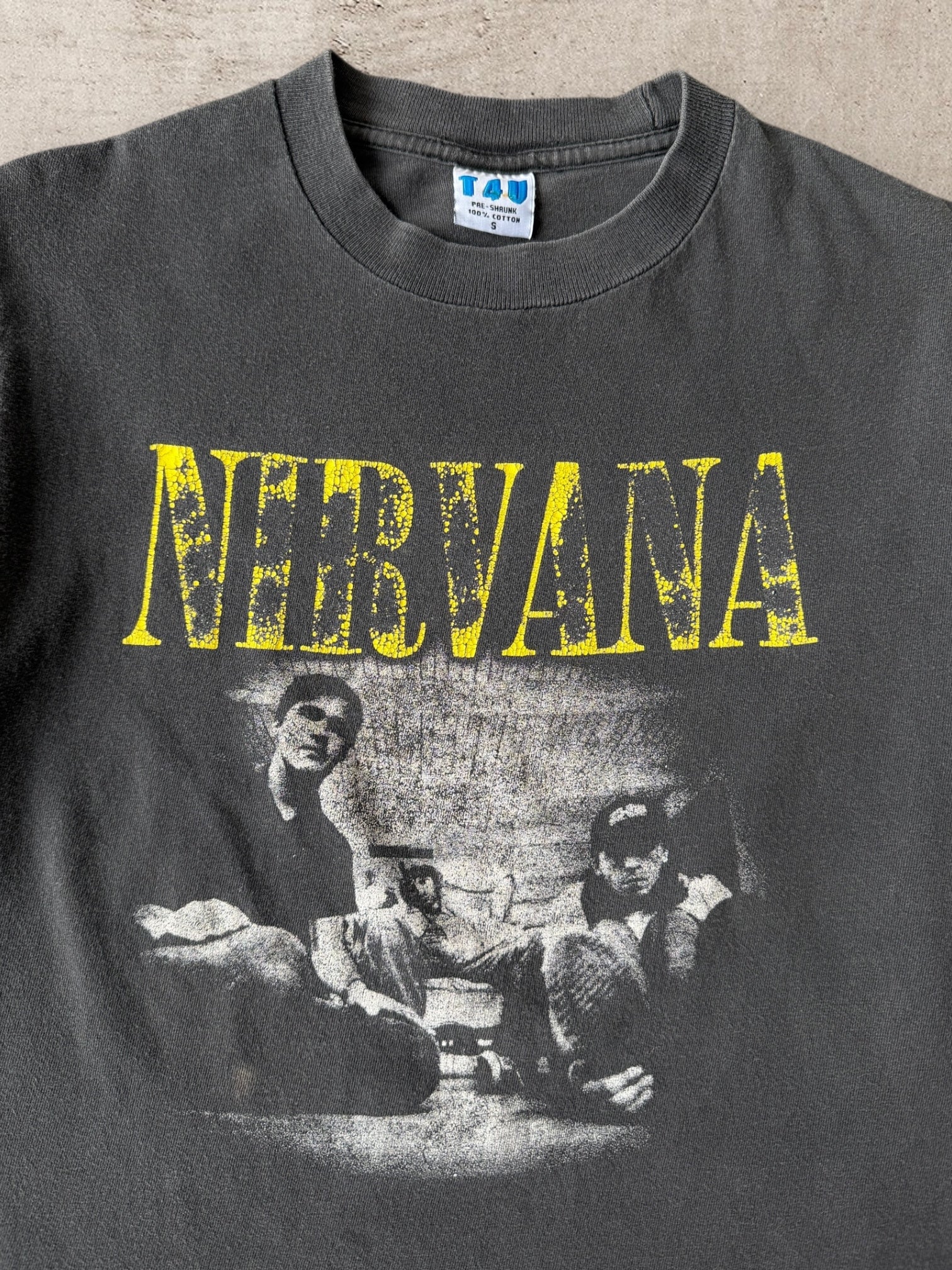 00s Nirvana Faded Graphic T-Shirt - Small
