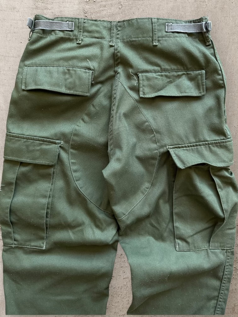 00s Military Green Cargo Pants - 32x30