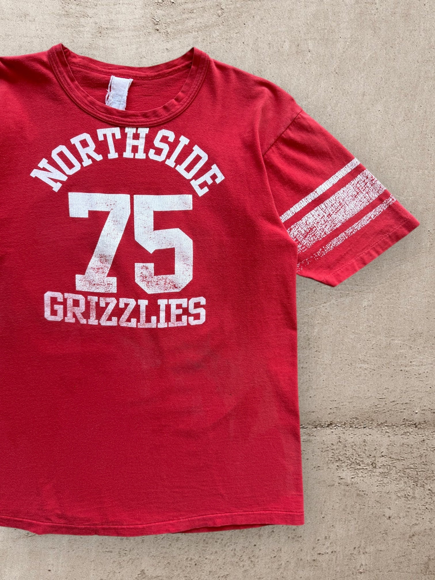 70s Northside Grizzlies Graphic T-Shirt - Medium