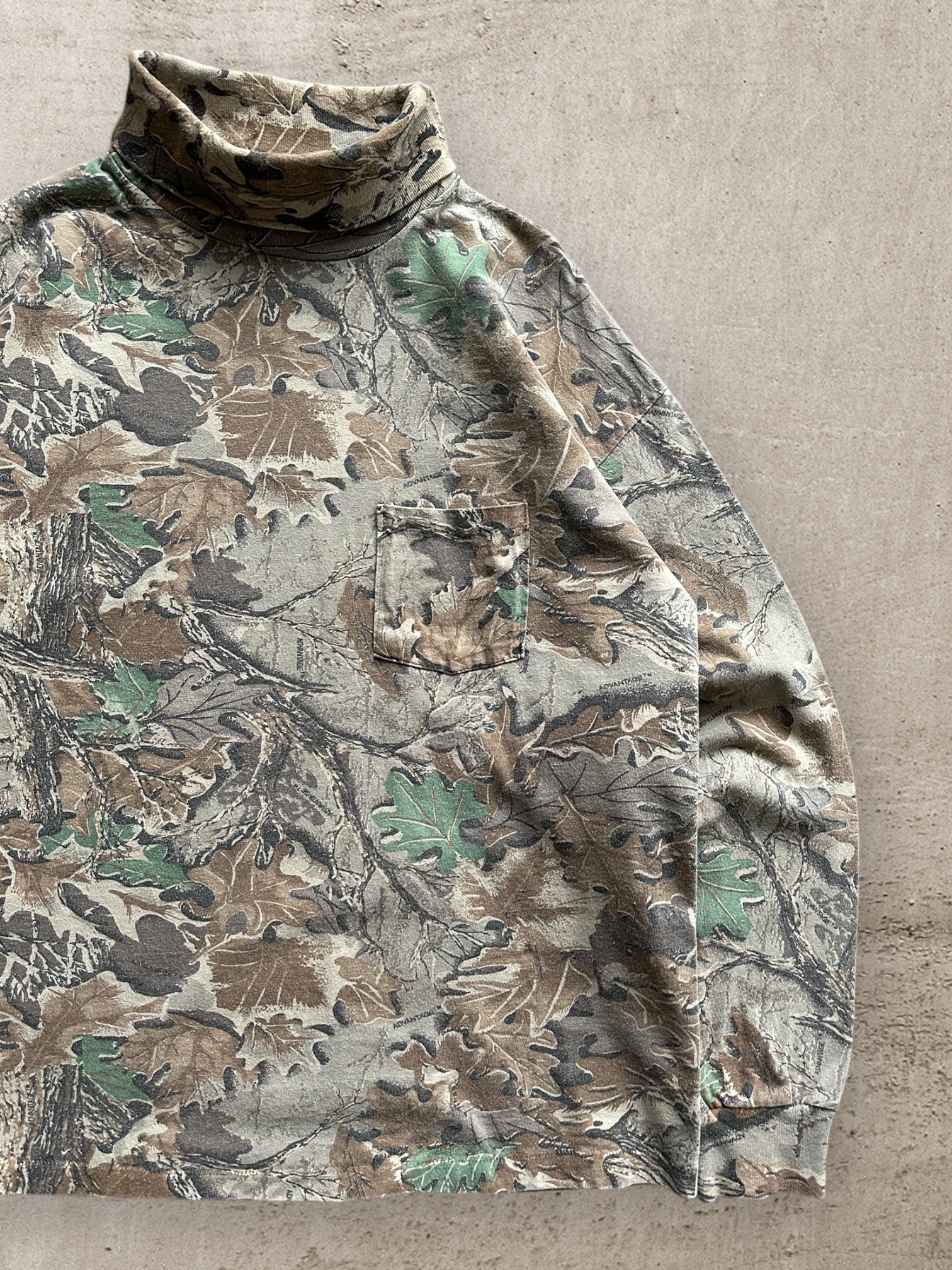 90s Sasquatch Real Tree Camouflage Turtle Neck - XL