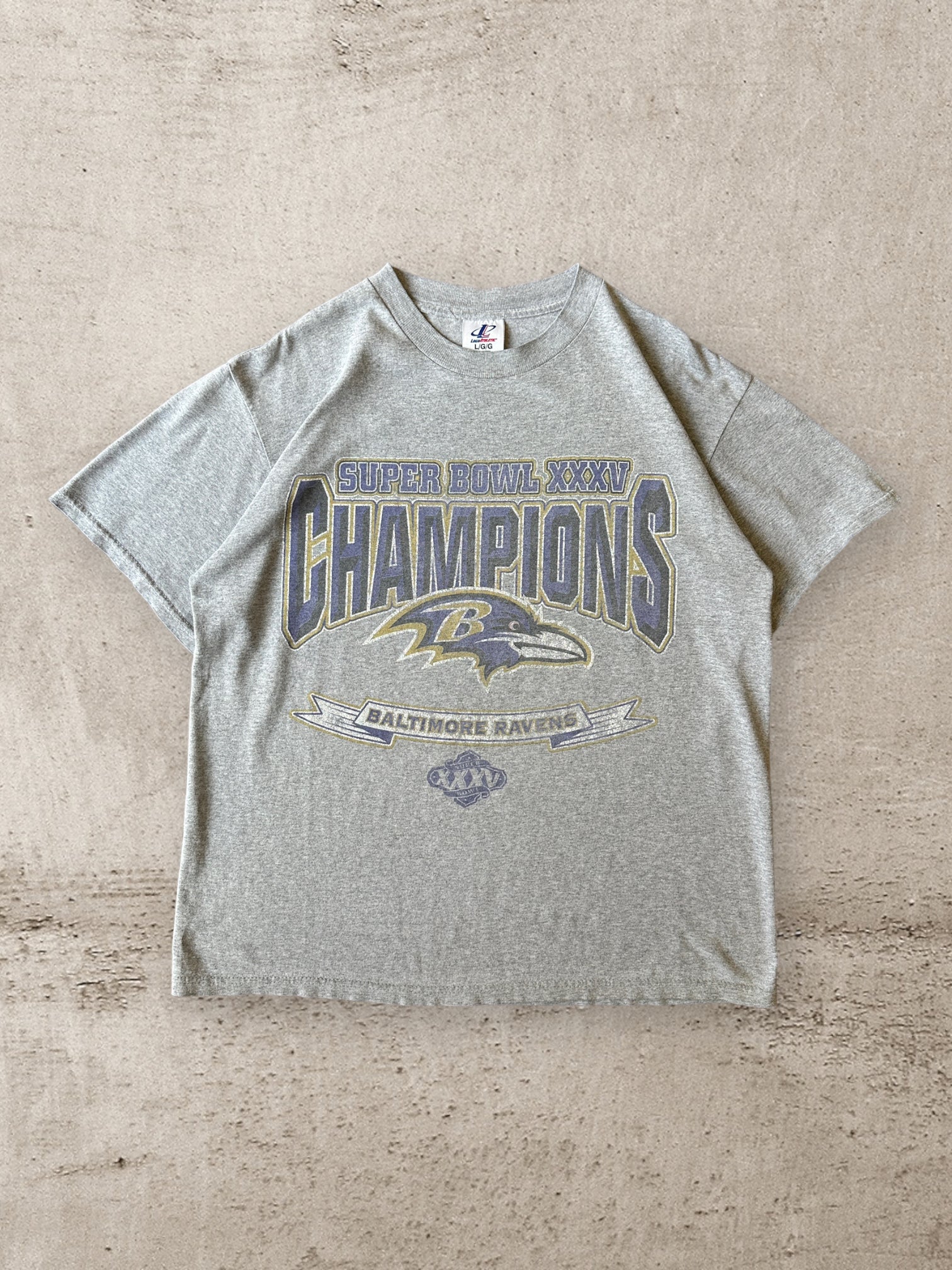 2001 Baltimore Ravens Super Bowl Champions T-Shirt - Large