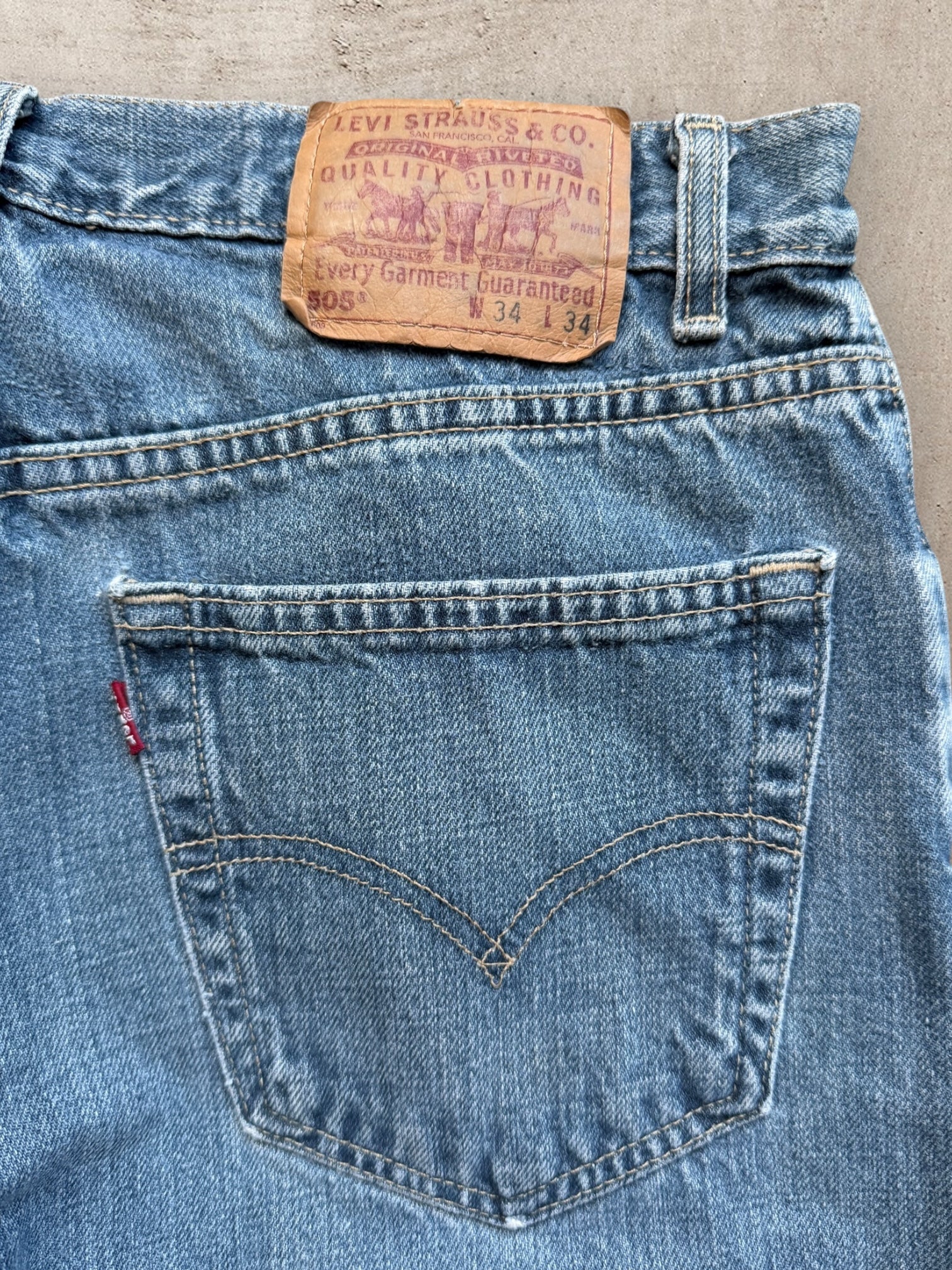 00s Levis 505 Denim Jeans - 32”