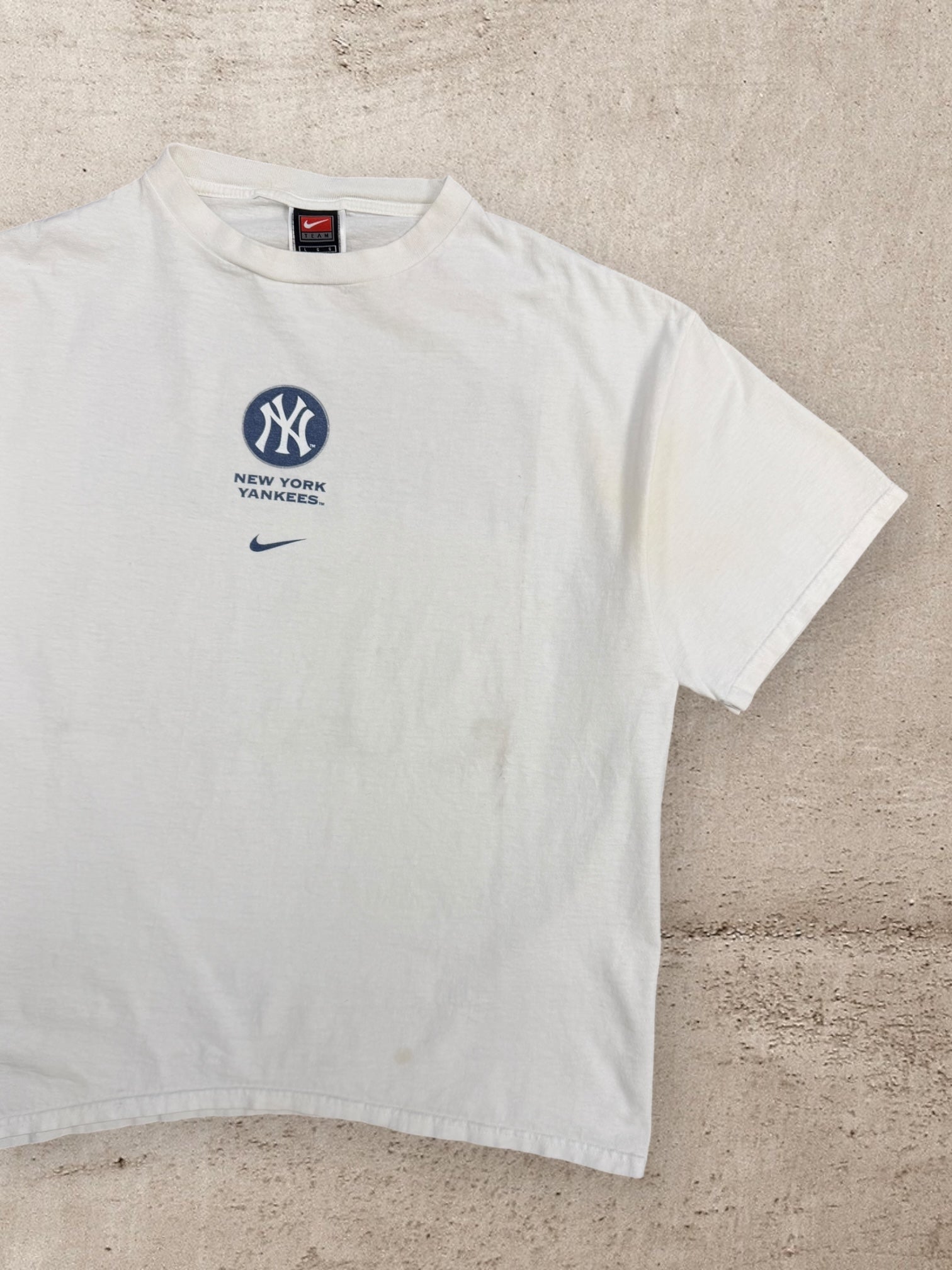 00s Nike New York Yankees Graphic T-Shirt - Large
