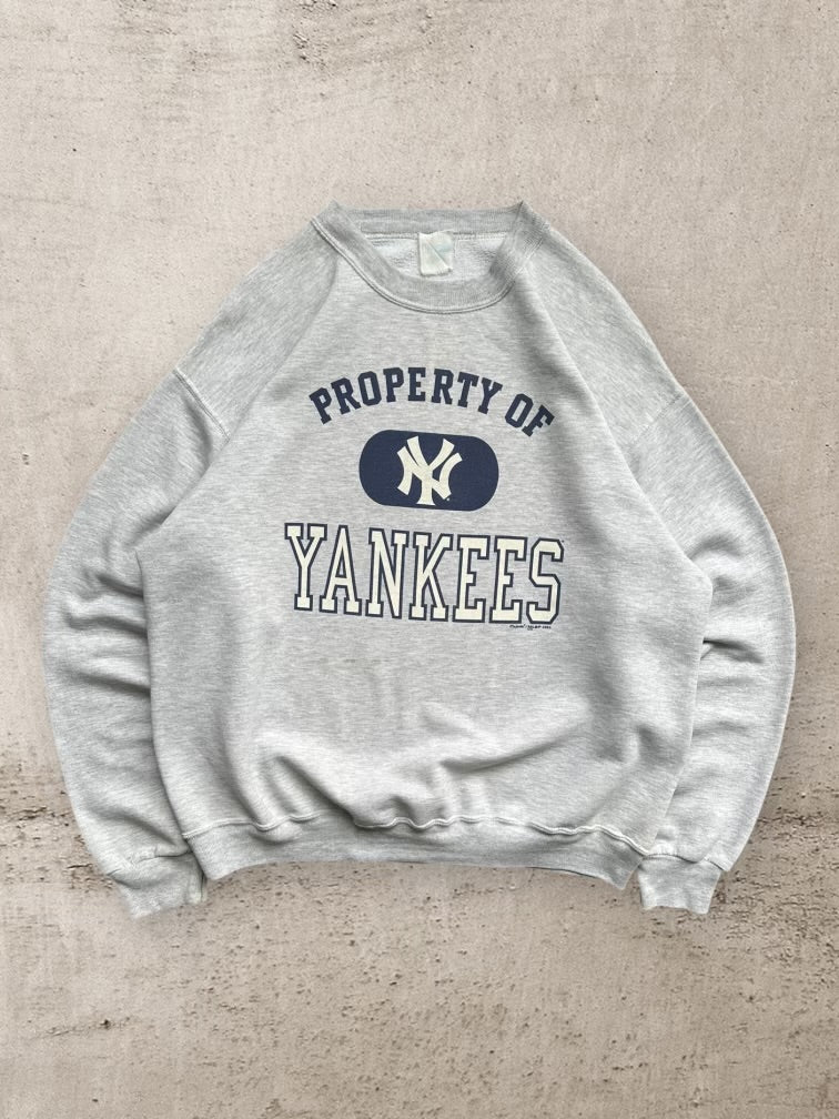 90s Property of Yankees Graphic Crewneck - XL