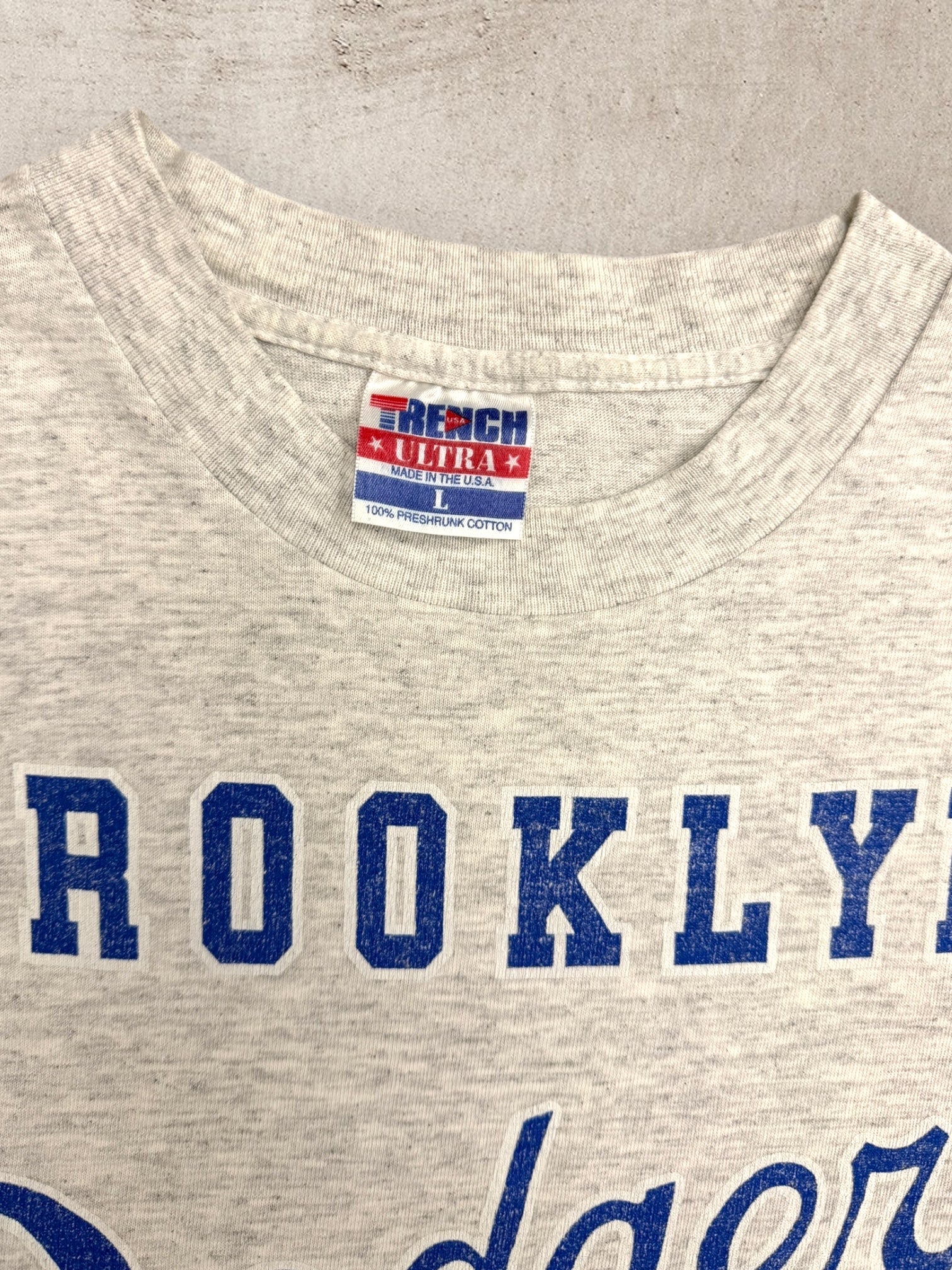 90s Brooklyn Dodgers Script Graphic T-Shirt - Large