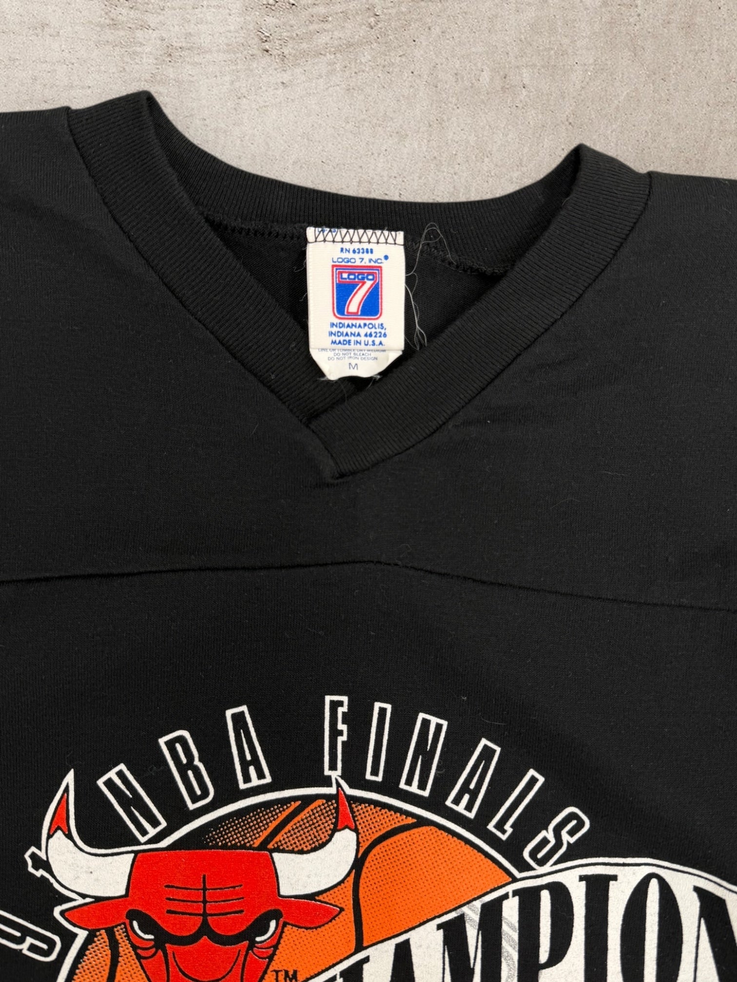 90s Chicago Bulls World Champions Striped T-Shirt - Medium