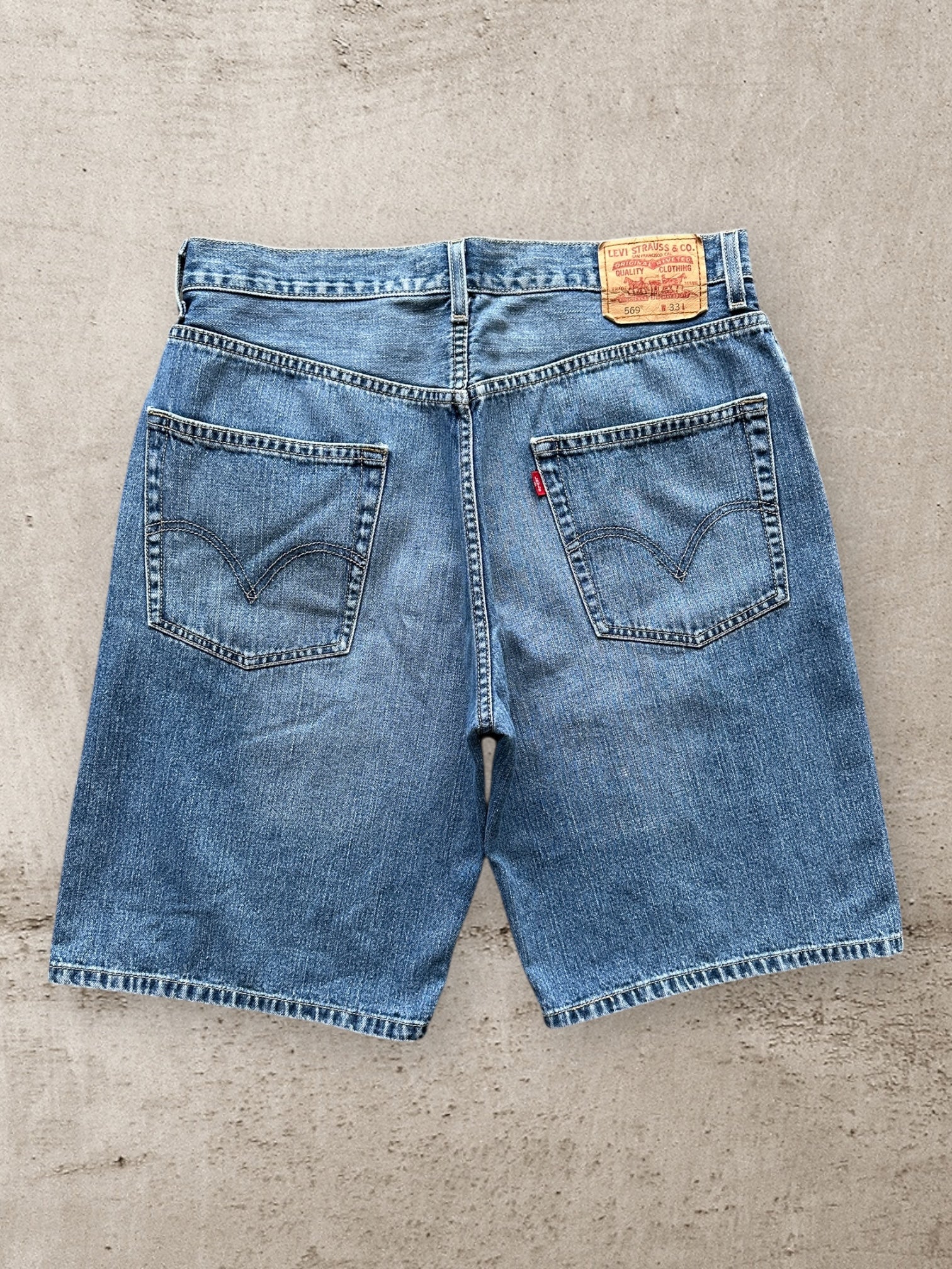 00s Levi's 569 Baggy Denim Shorts - 33 – The Juncture