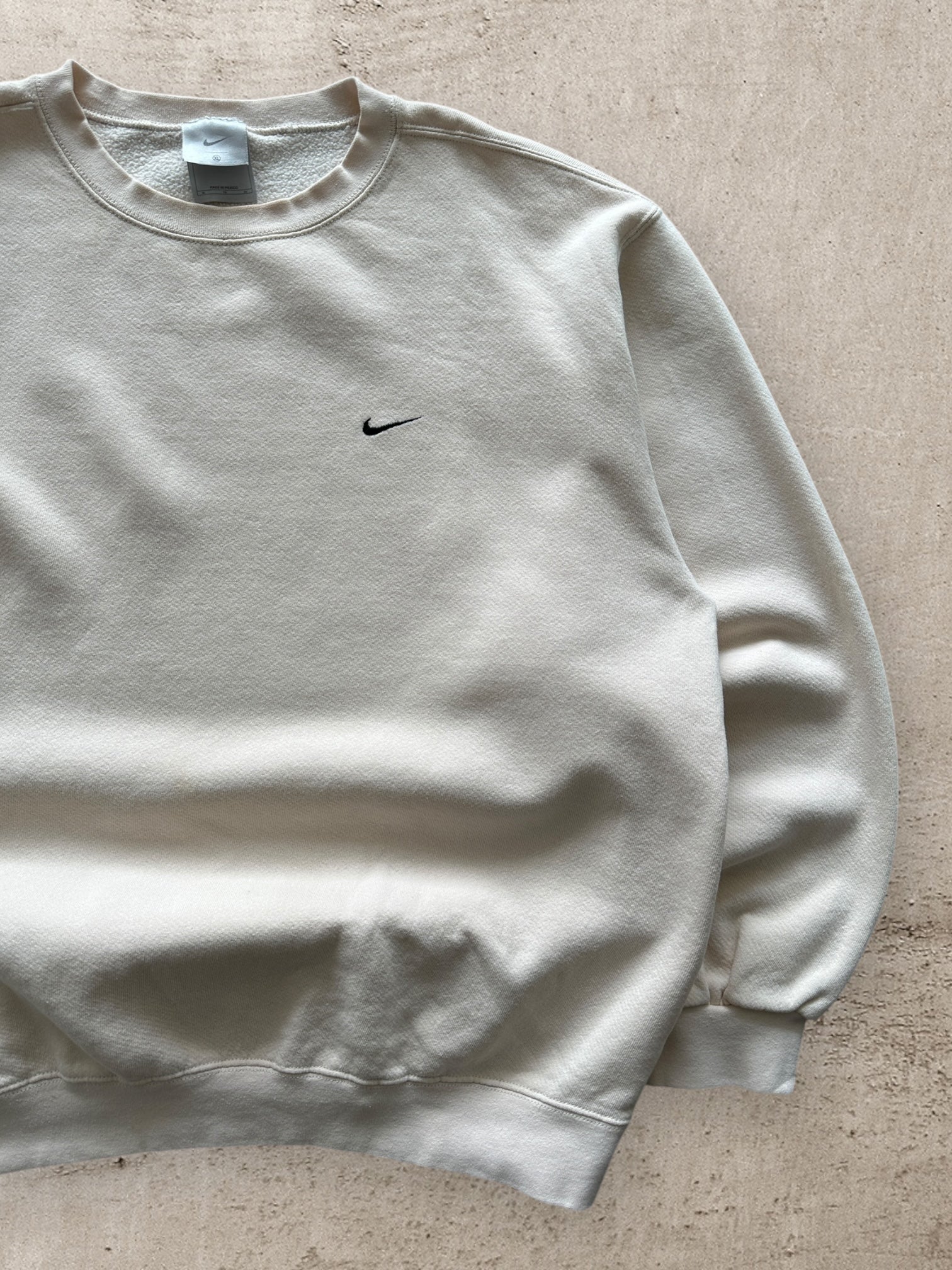 nike sweatshirt mini swoosh