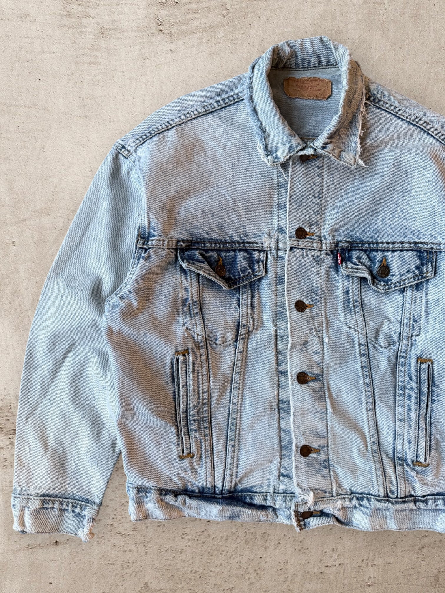 80s Levi’s Distressed Denim Jacket - Medium