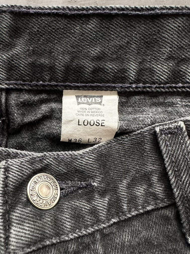 90s Levi’s Loose Black Denim Jeans - 36x32