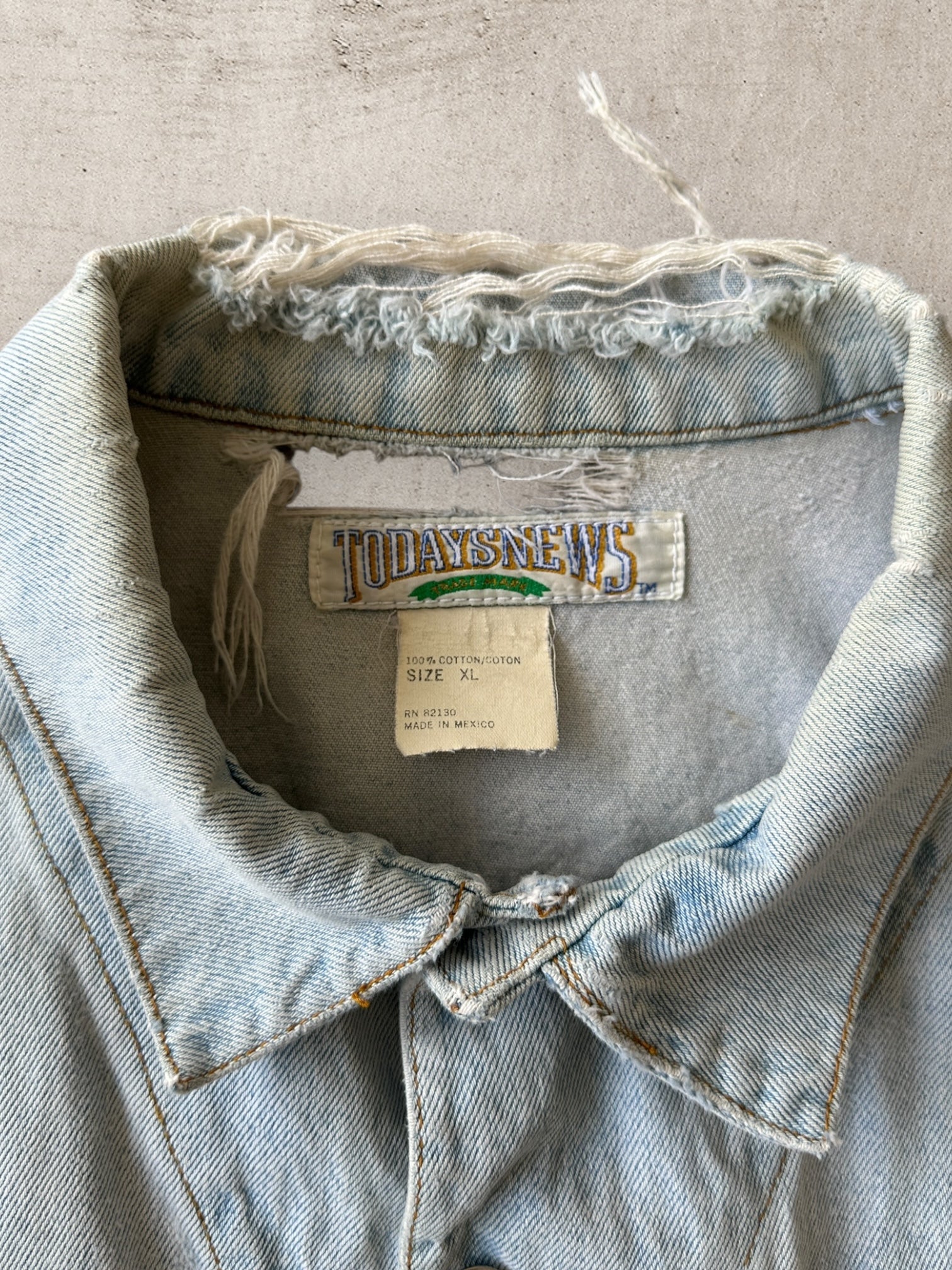 90s Today’s News Distressed Denim Jacket - XL
