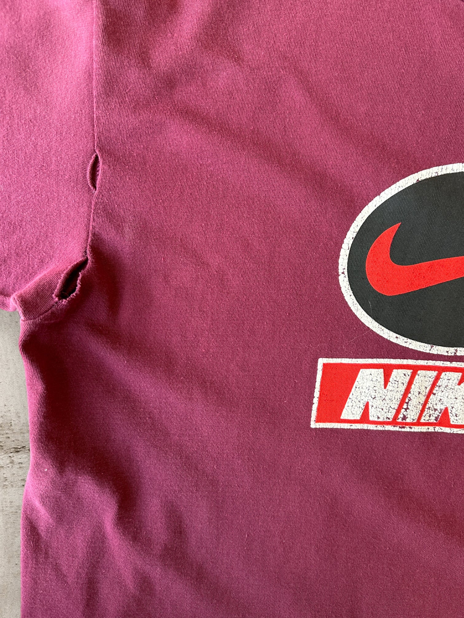 90s Bootleg Nike Maroon Graphic T-Shirt - XL