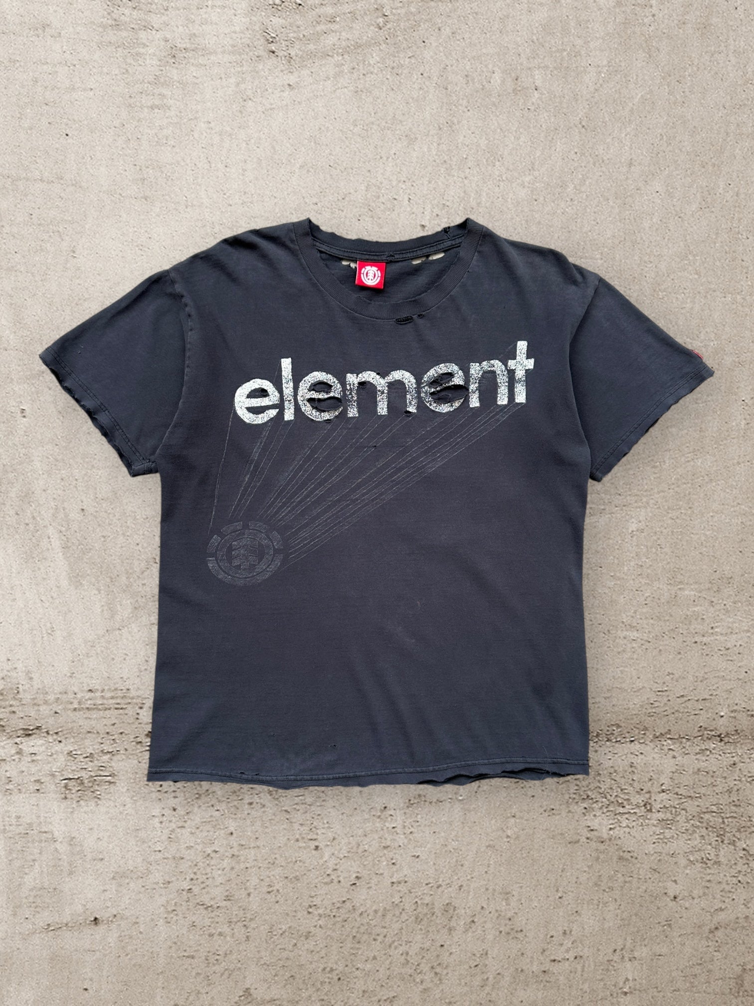 00s Element Distressed Graphic T-Shirt - Medium
