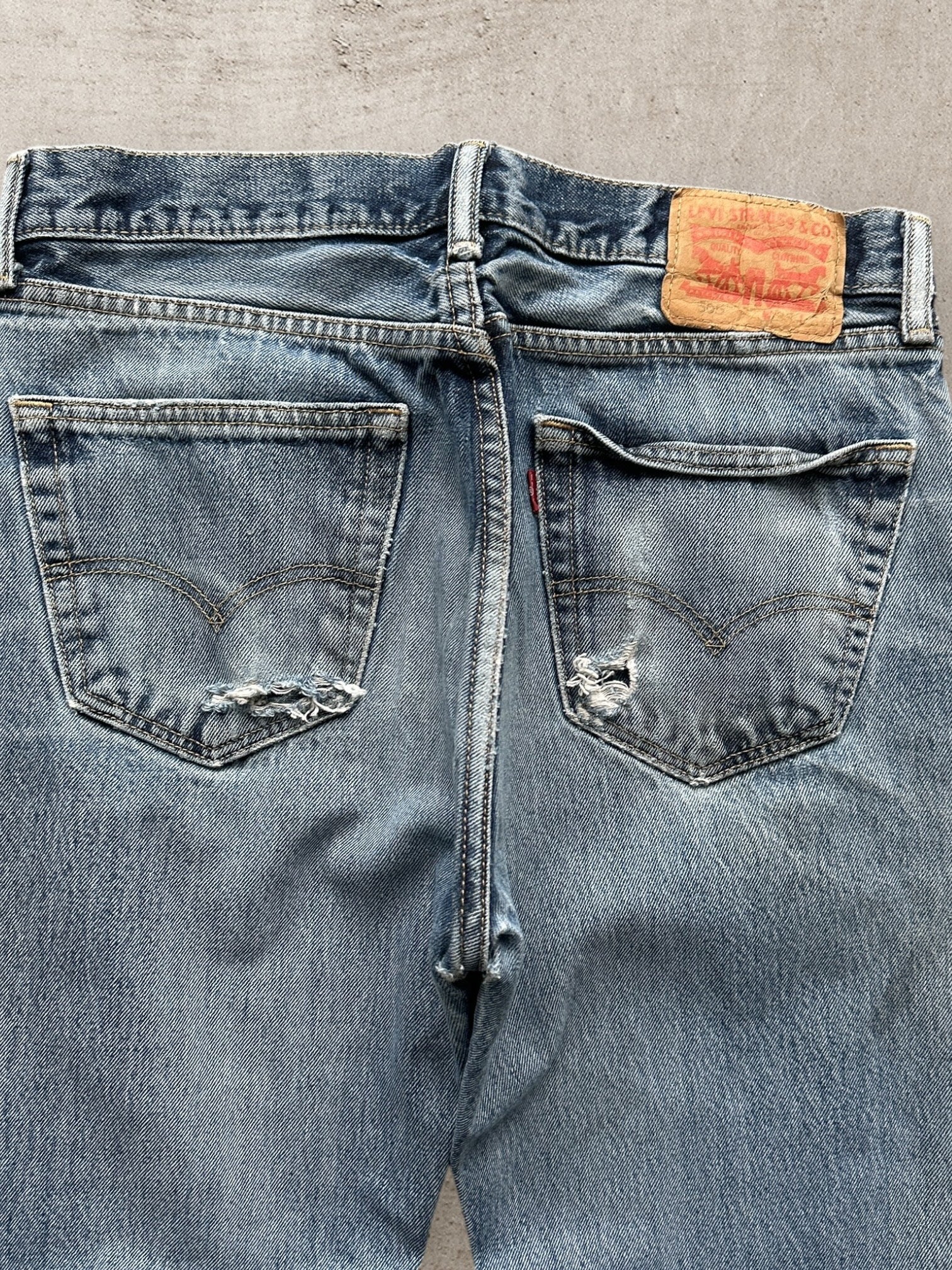 00s Levi’s 505 Distressed Denim Jeans - 32