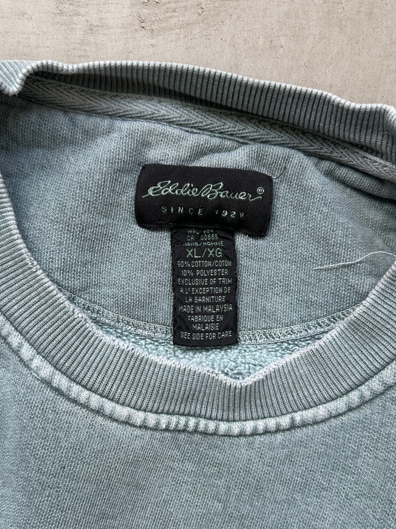 00s Eddie Bauer Distressed Crewneck - XL
