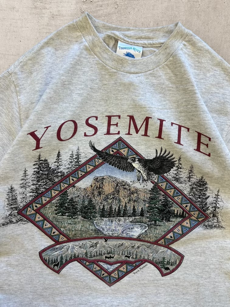 00s Yosemite Graphic T-Shirt - Small