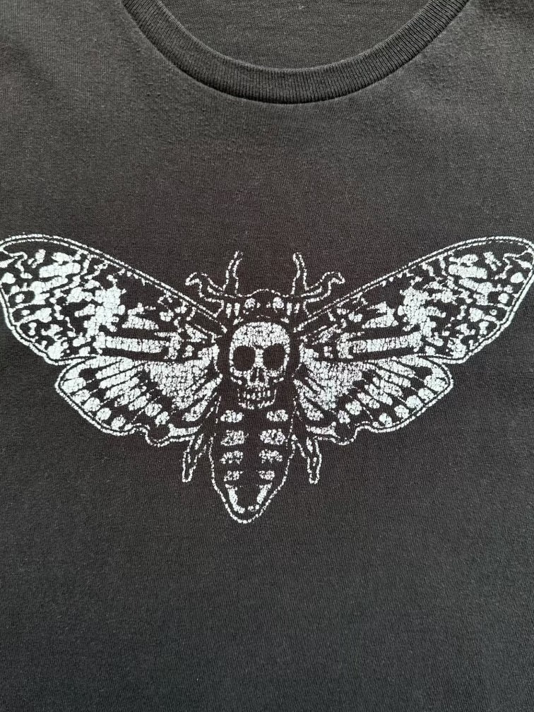 00s Death Head Moth Cropped Graphic T-Shirt - Large