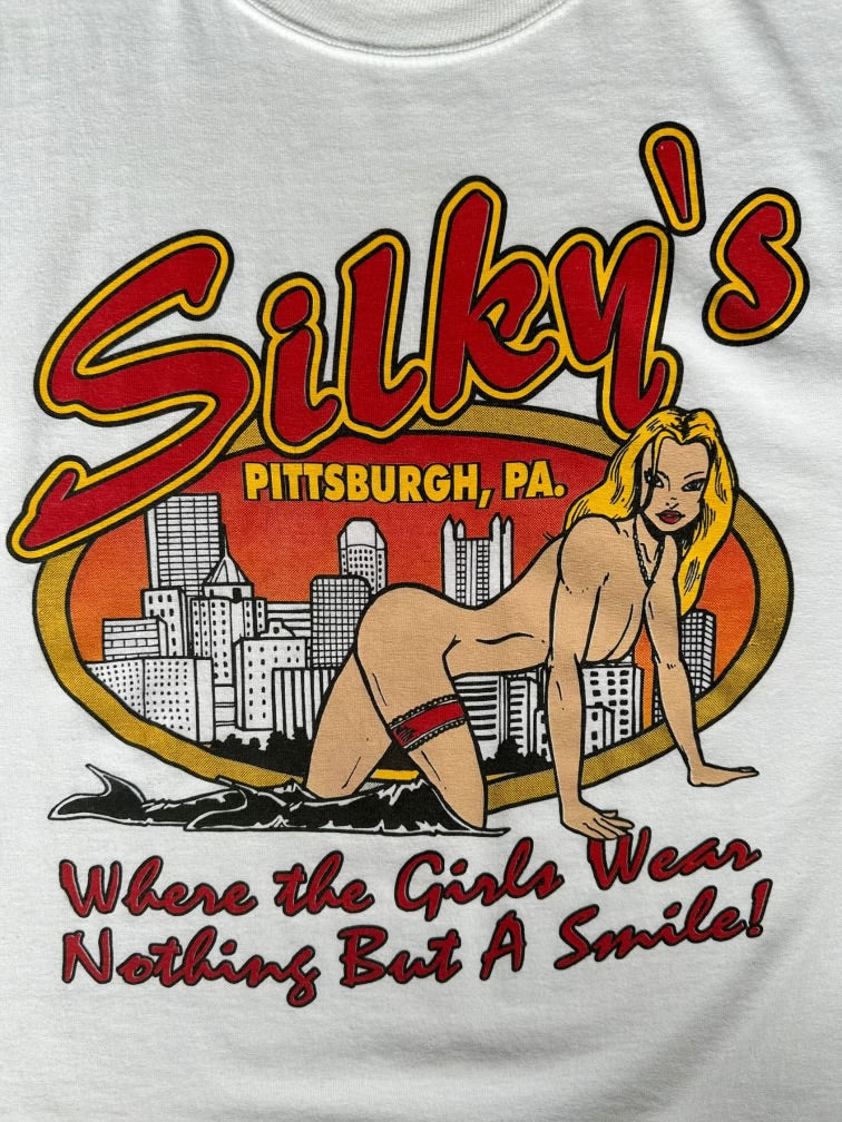 00s Silkys Club Graphic T-Shirt - XL