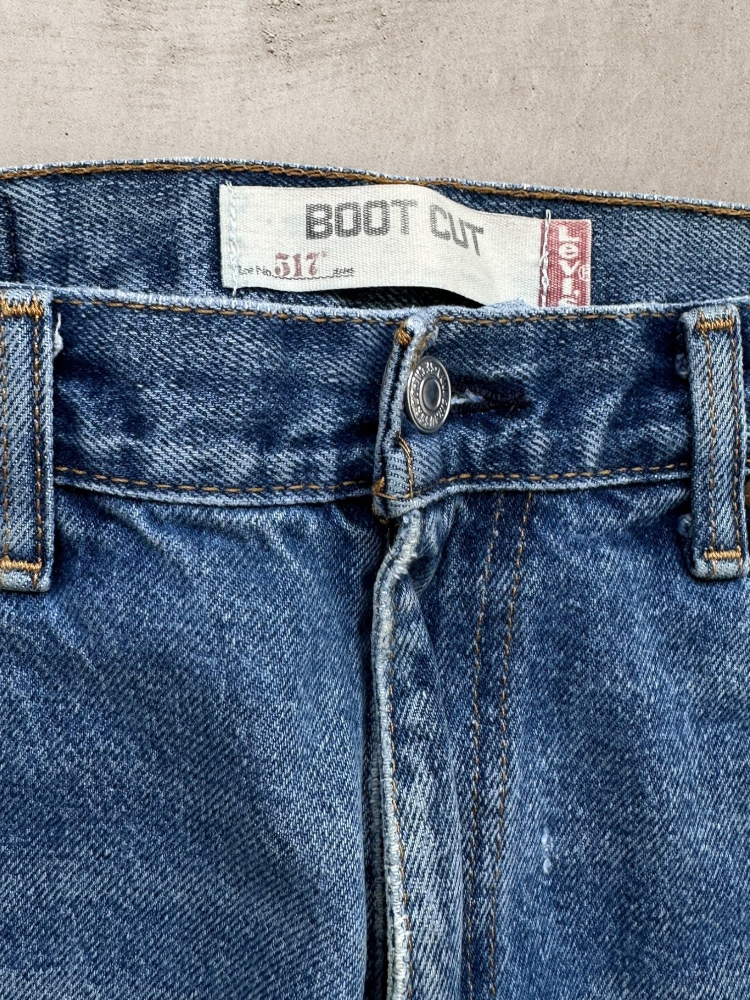 00s Levi's 517 Denim Jeans - 32 – The Juncture