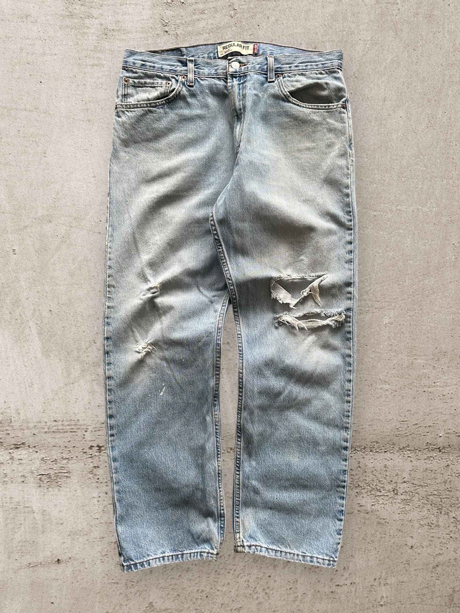 00s Levi’s 505 Distressed Denim Jeans - 36