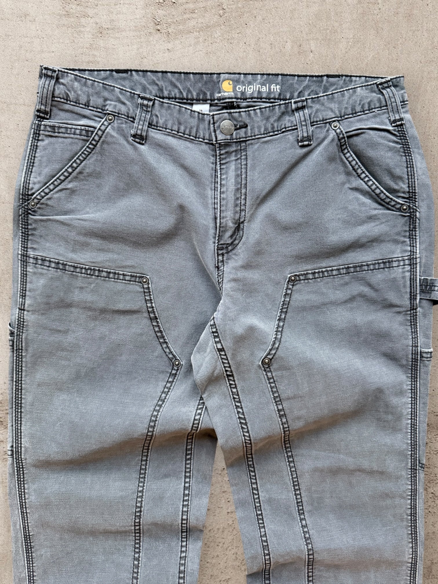 00s Carhartt Double Knee Work Pants - 33”