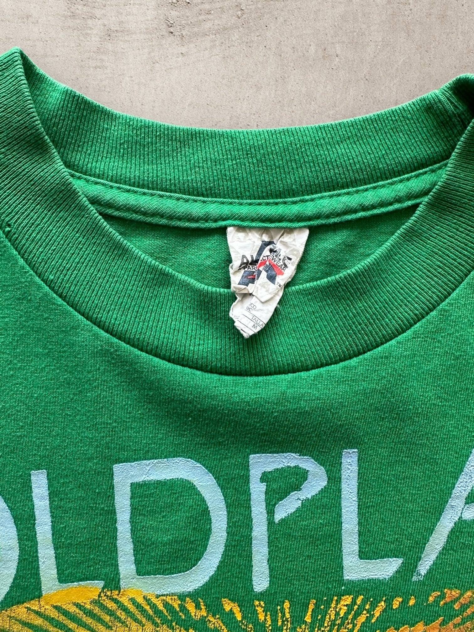 2016 Coldplay A Head Full of Dreams Graphic T-Shirt - Large