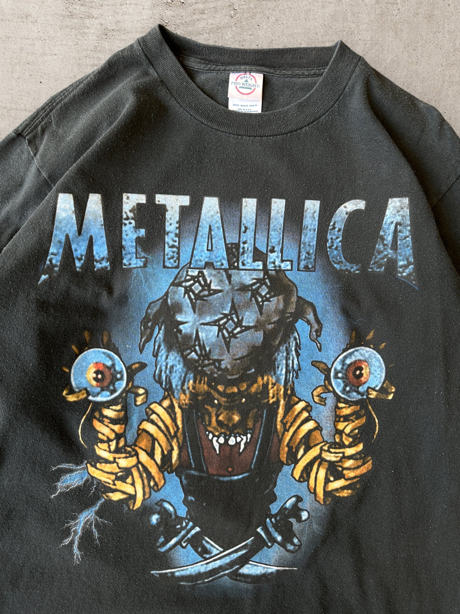 04 Metallic & Godsmack Tour Long Sleeve T-Shirt - Medium