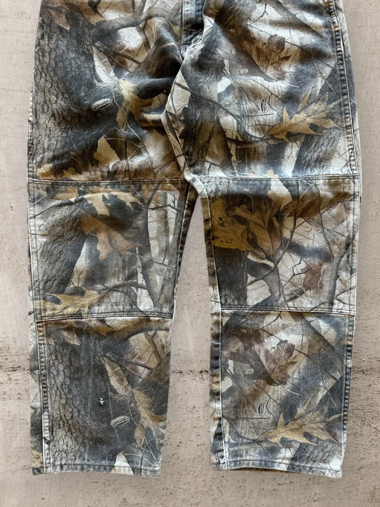 00s Wrangler Double Knee Real Tree Camouflage Pants - 34