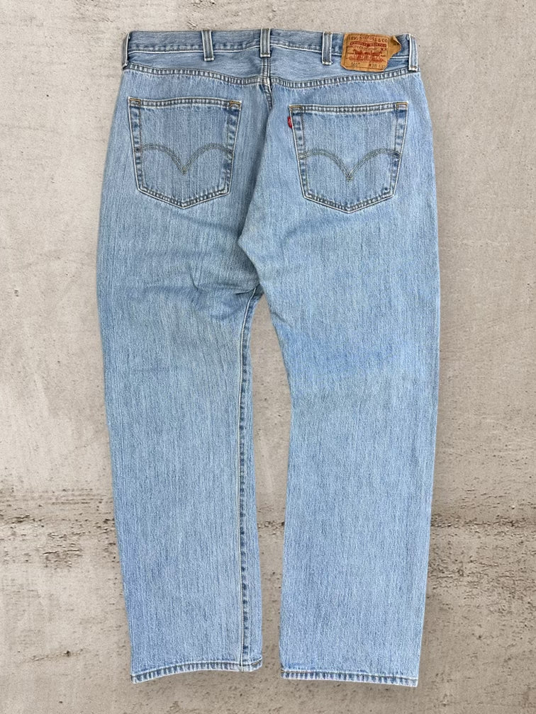 00s Levi’s 501 Light Wash Denim Jeans - 37x31
