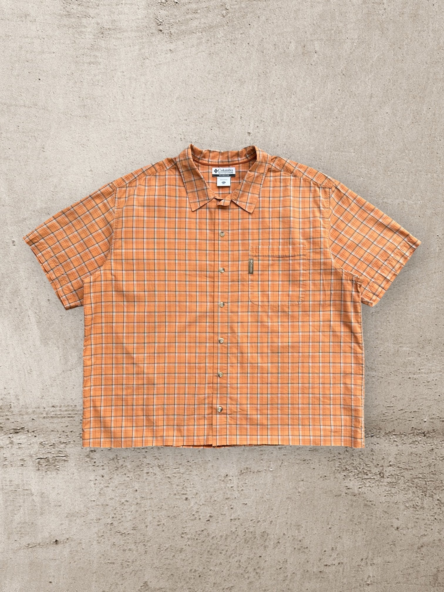 00s Columbia Plaid Cropped Button Up Shirt - XXL