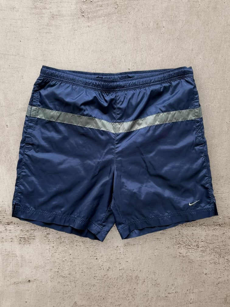 00s Nike Striped Nylon Shorts - Large