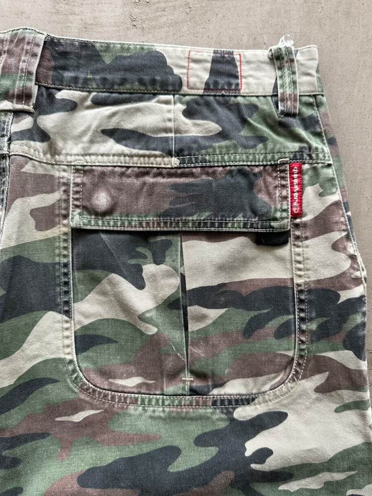 00s QuikSilver Camouflage Cargo Pants - 36