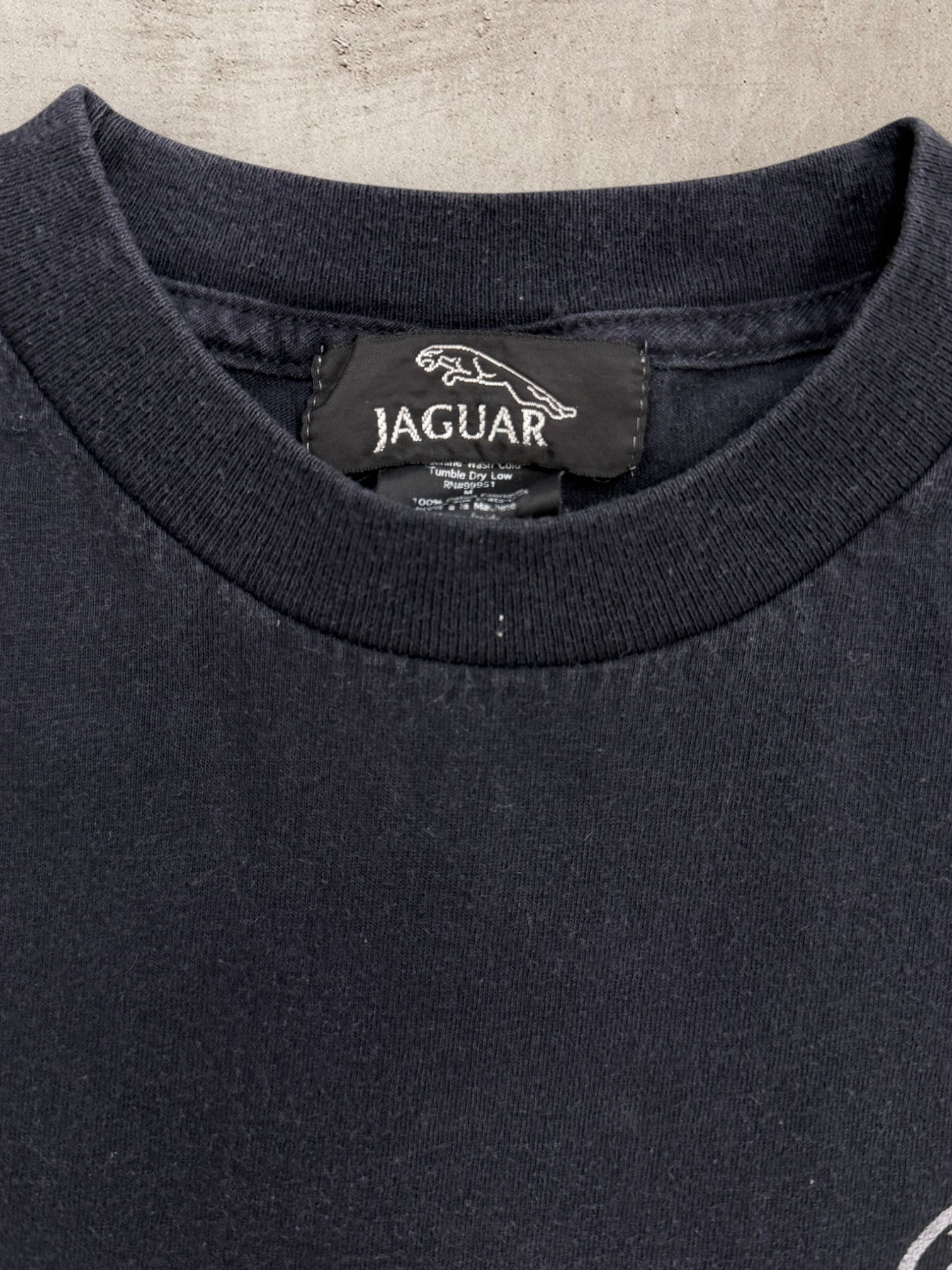90s Jaguar Graphic T-Shirt - Medium