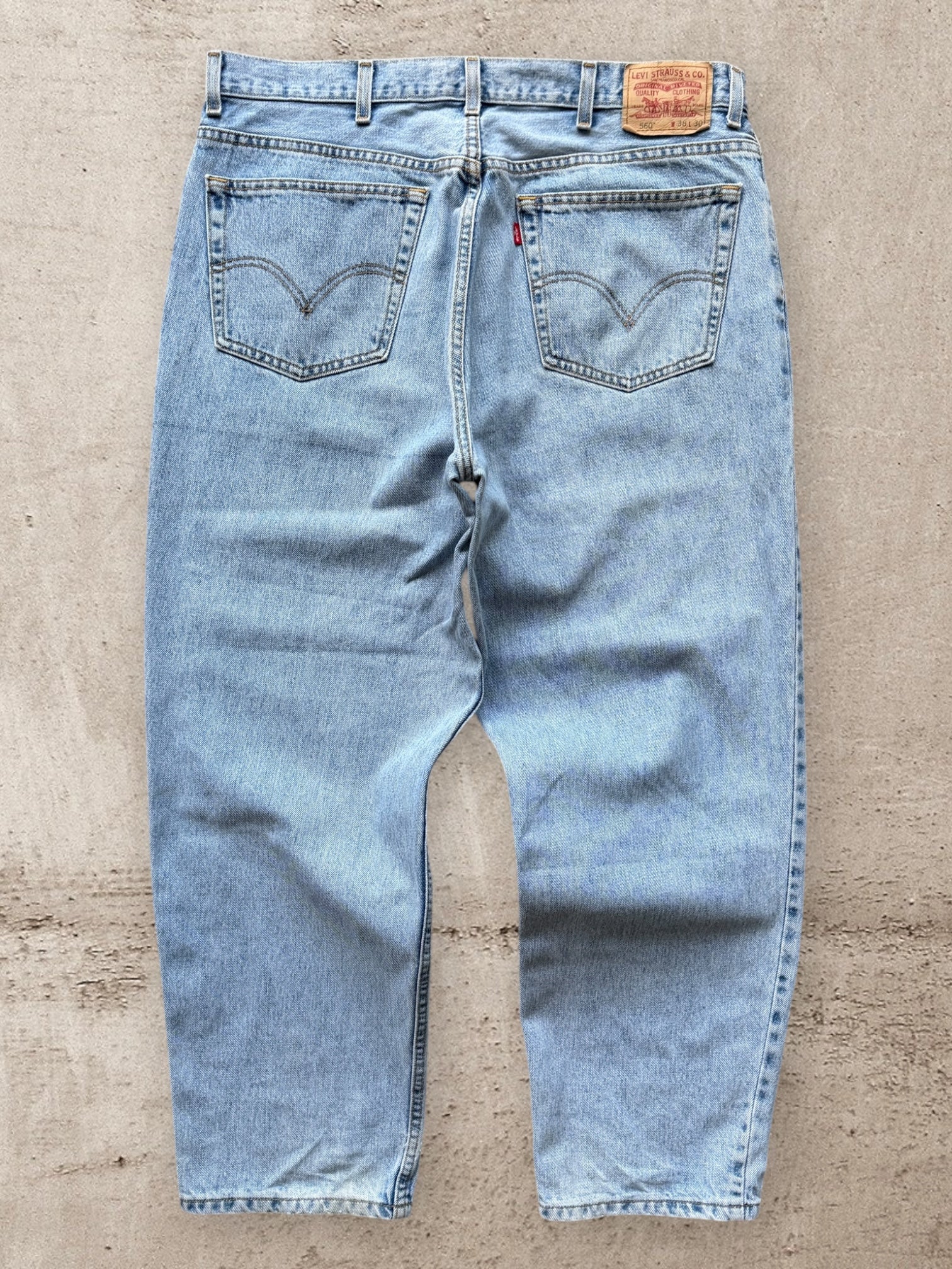 00s Levi’s 560 Denim Jeans - 38”