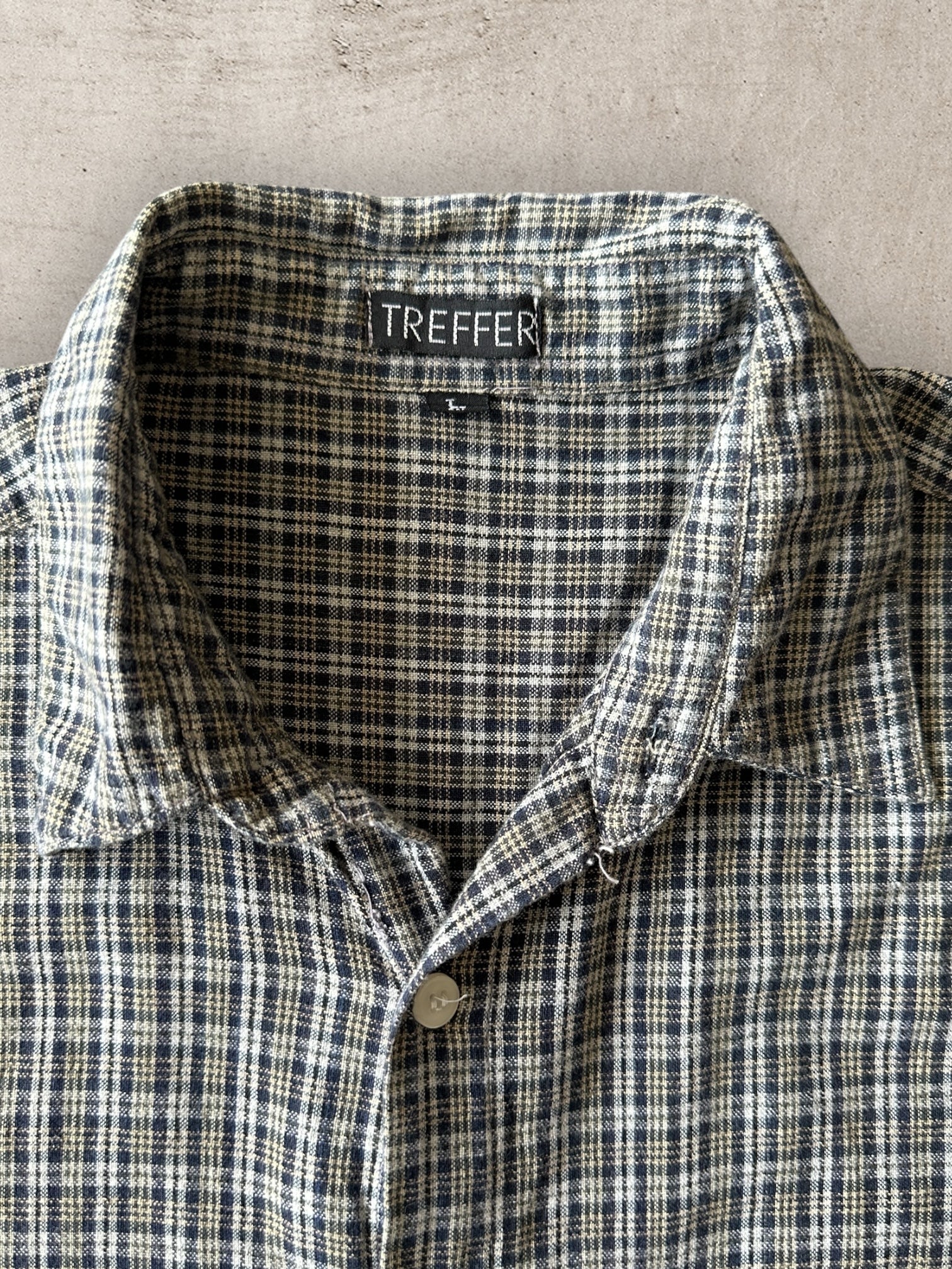 90s Treffer Plaid Cropped Button Up Shirt - Large