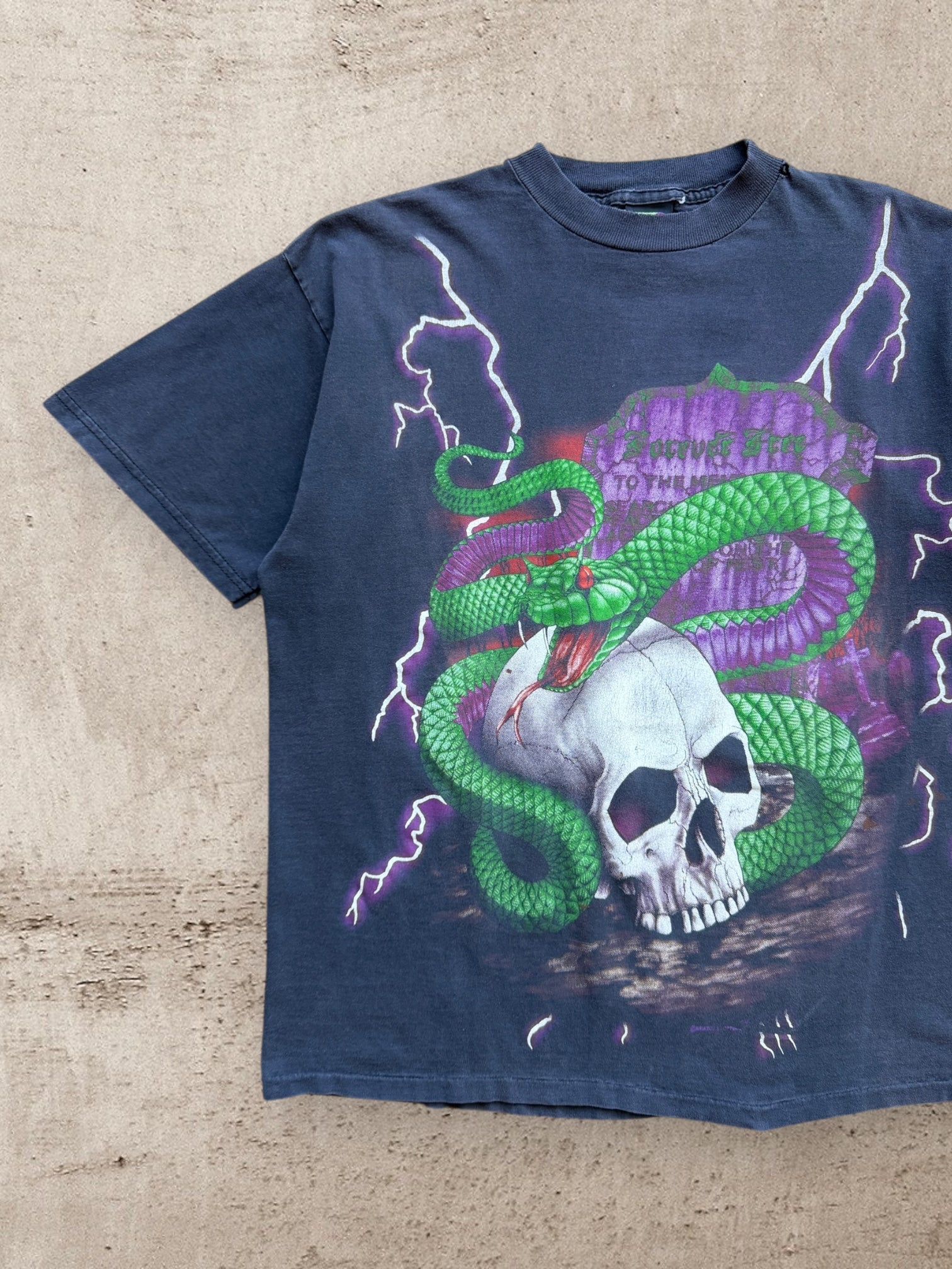 90s American Thunder Snake & Skull Graphic T-Shirt - Large