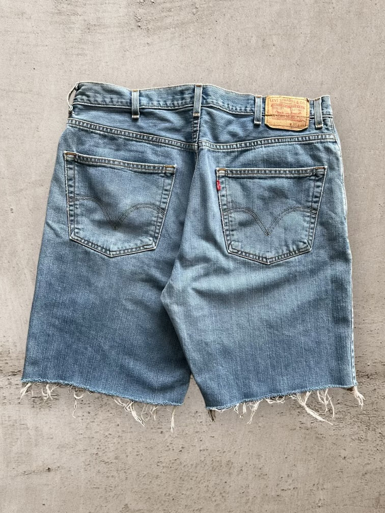 00s Levi’s 550 Denim Cut Off Shorts - 36