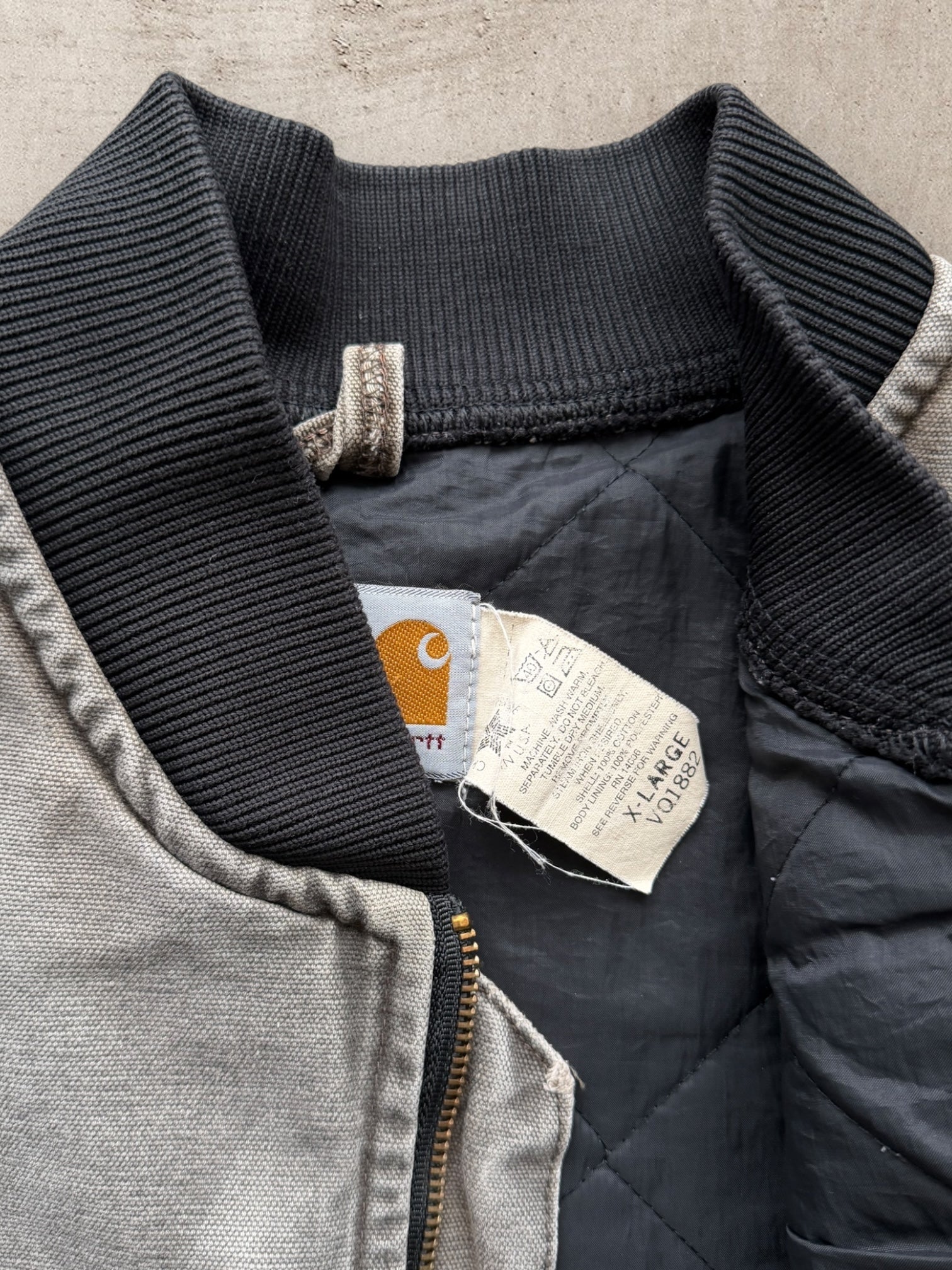 90s Carhartt Distressed Vest - XL