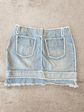 Load image into Gallery viewer, 90s Light Wash Denim Frayed Skirt - 32&quot;
