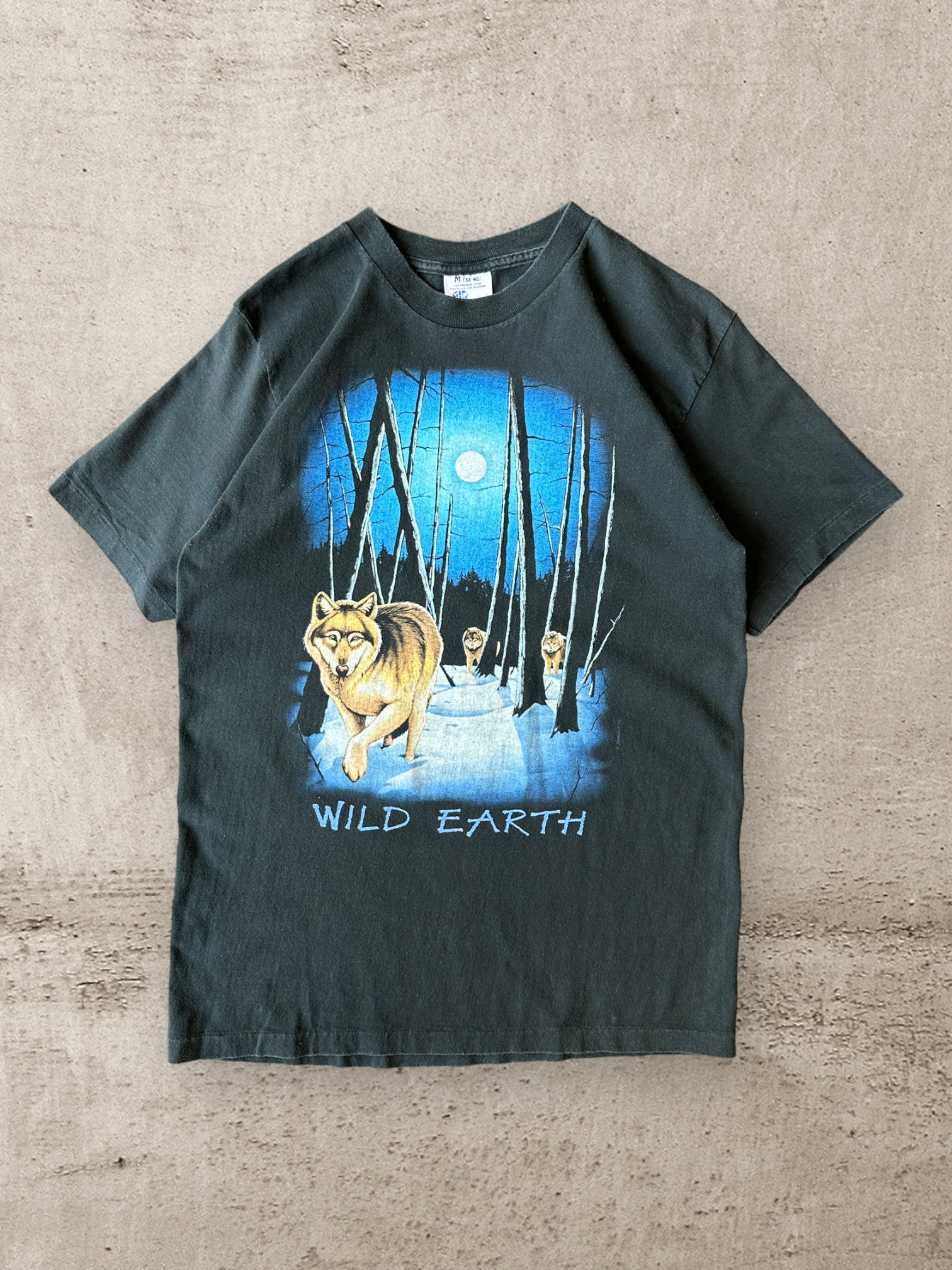 90s Wild Earth Wolf T-Shirt - Medium